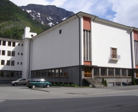 Odda_Rådhus_-_Decadex(Tom_Rønneberg)